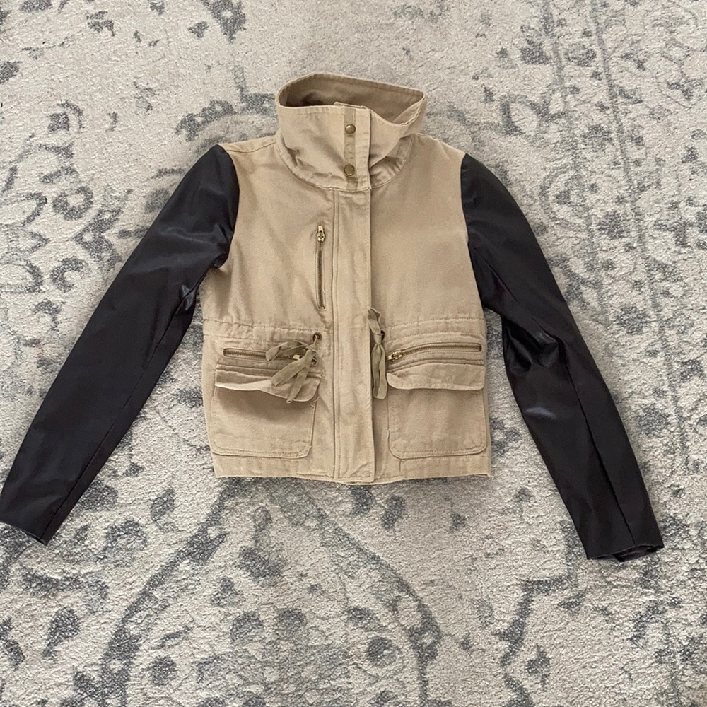 Women’s Jacket